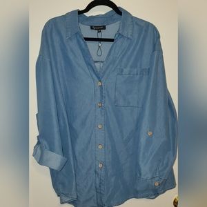 Denim plus size women's boyfriend long sleeve shirt 3X NWOT